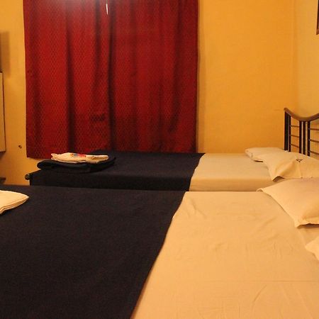 Hotel Homeland Пуна Экстерьер фото